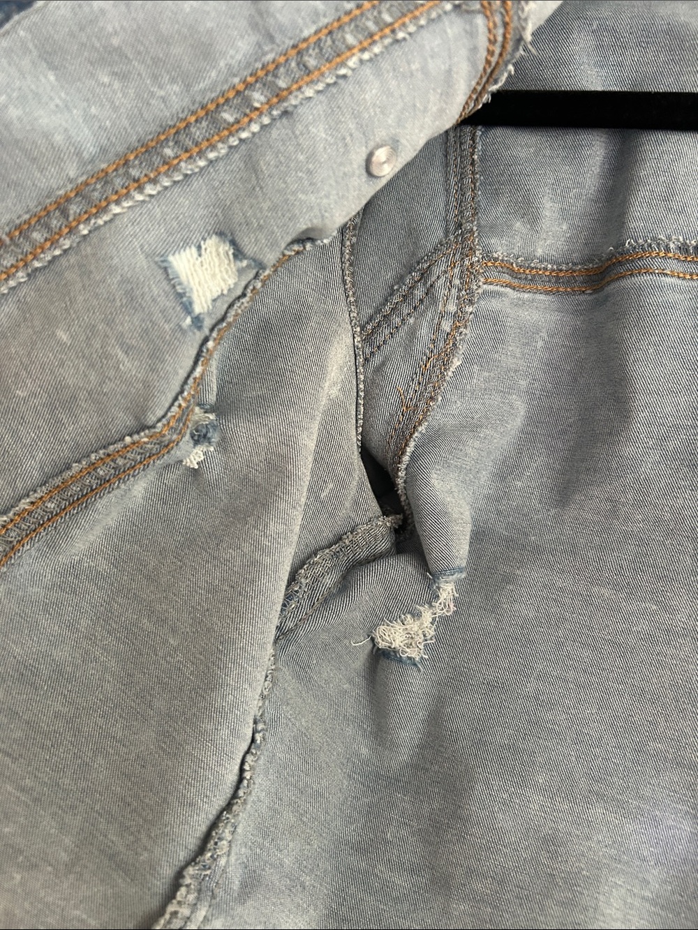 Cropped Light Blue Denim Jacket - Women - Picture 7 of 10